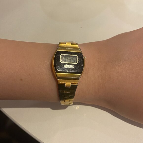 VINTAGE 70S PHASAR DIGITAL WATCH PREOWNED NEW BATTERY - Picture 8 of 9